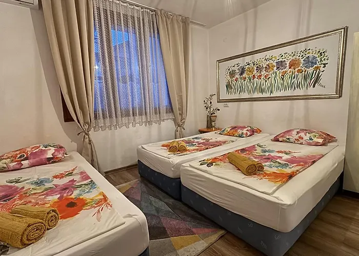 Къща за гости Hei Taka