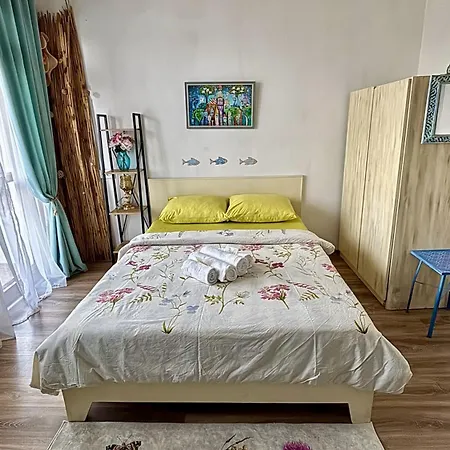 Hei Taka Guest house *